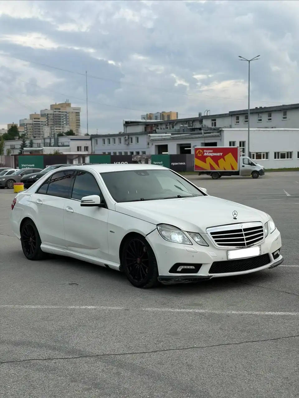 MERCEDES E-KLASSE 2010 - Легковые автомобили (Авто) в Екатеринбург