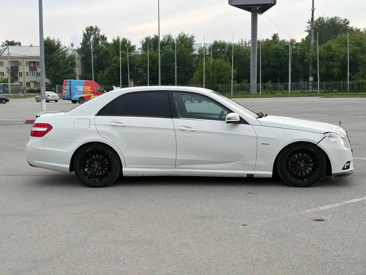MERCEDES E-KLASSE 2010 - Легковые автомобили (Авто) в Екатеринбург