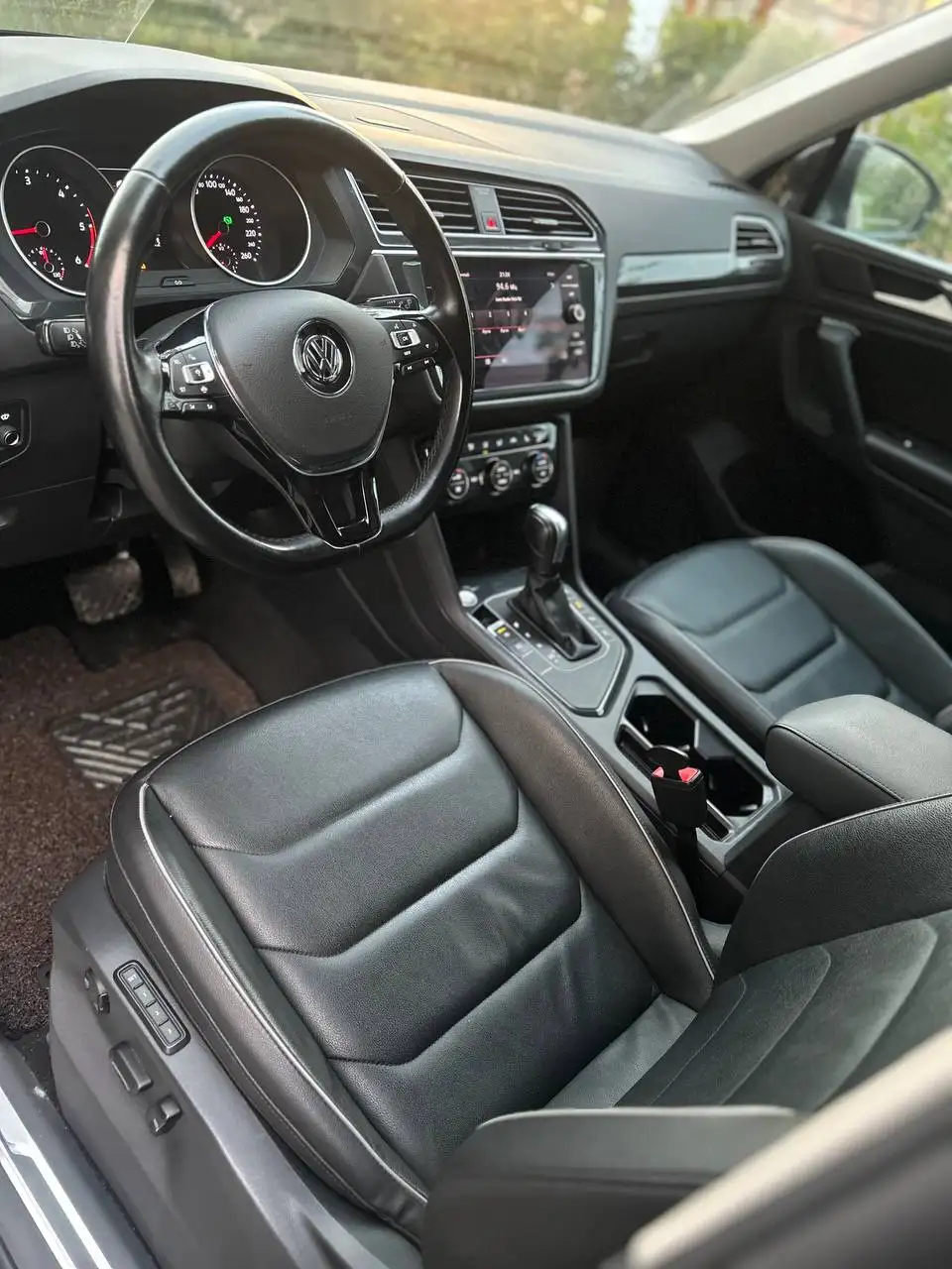 VW Tiguan 2019 2.0 TDI - Легковые автомобили (Авто) в Челябинск