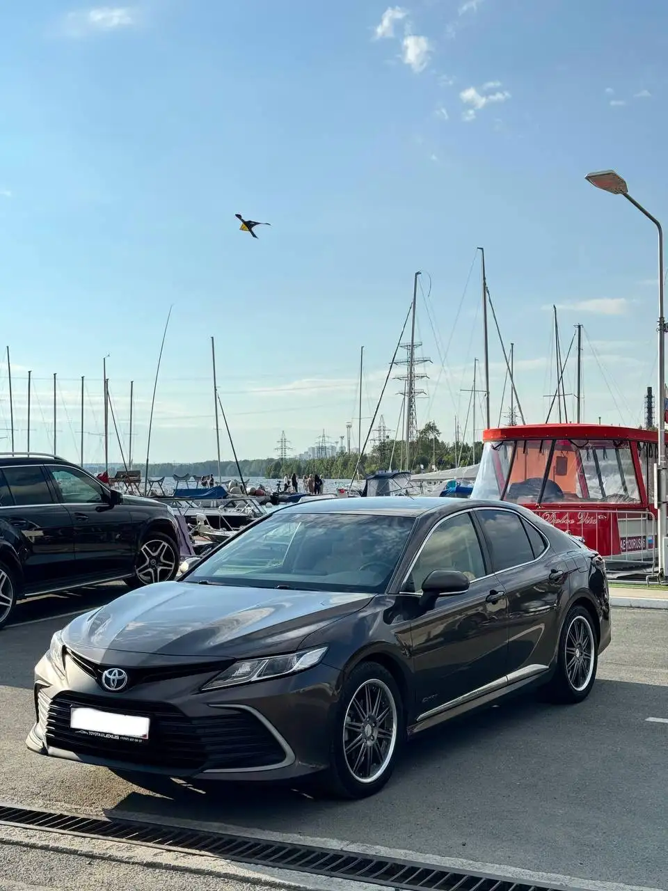 Toyota Camry 75 2022 - Авто в Екатеринбург