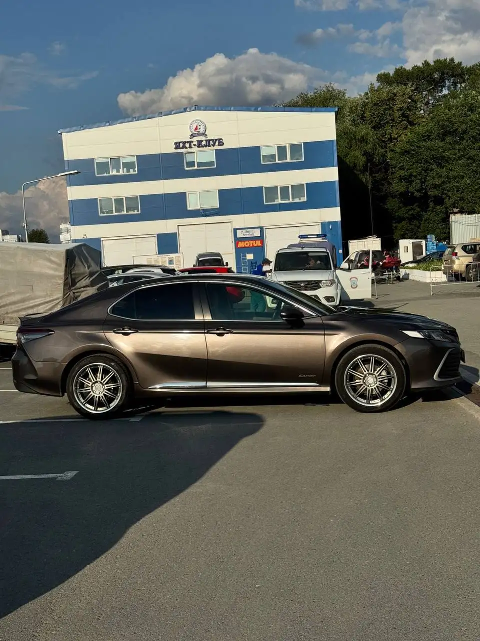 Toyota Camry 75 2022 - Авто в Екатеринбург