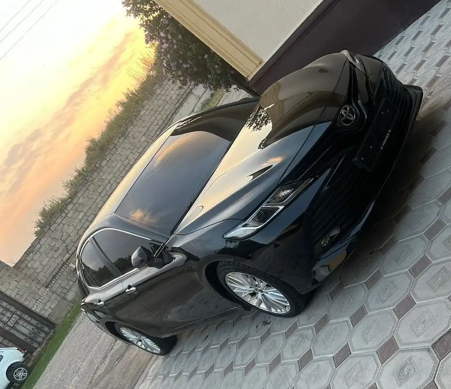 TOYOTA CAMRY 2019 - Авто в Нальчик