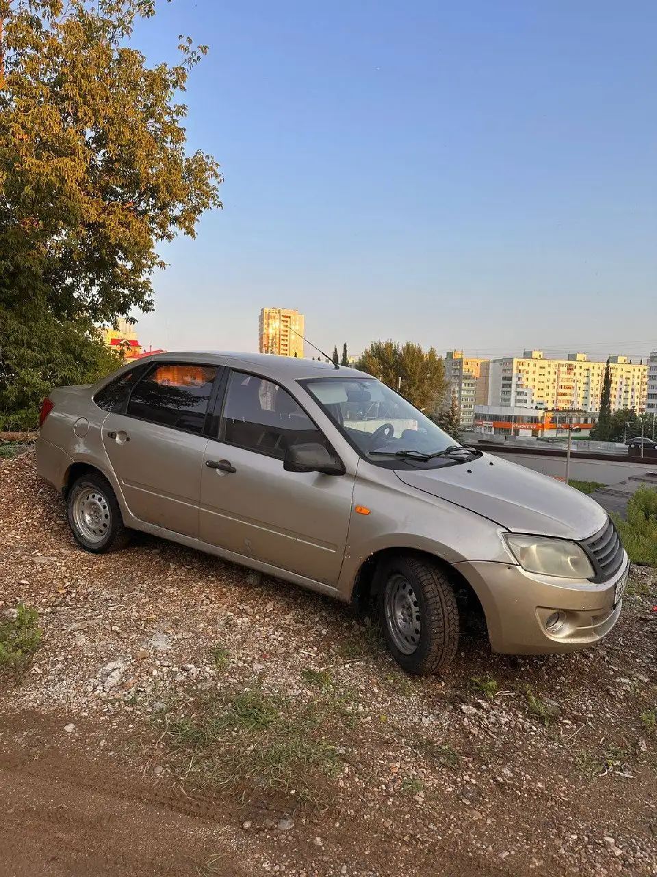Гранта 2012 года - Легковые автомобили (Авто) в Уфа