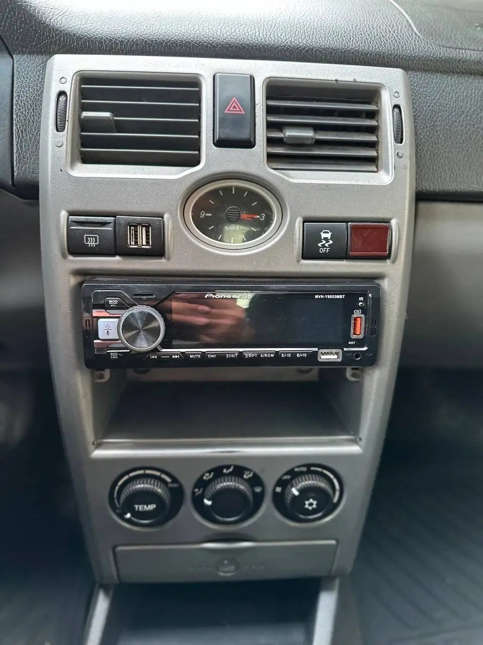 Приора Хэтчбек 2009 года - Легковые автомобили (Авто) в Туймазы