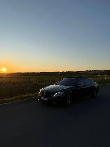 Mercedes-Benz S63 AMG 2015, 5.5 бензин, 280000 км - Автономеры в Москва