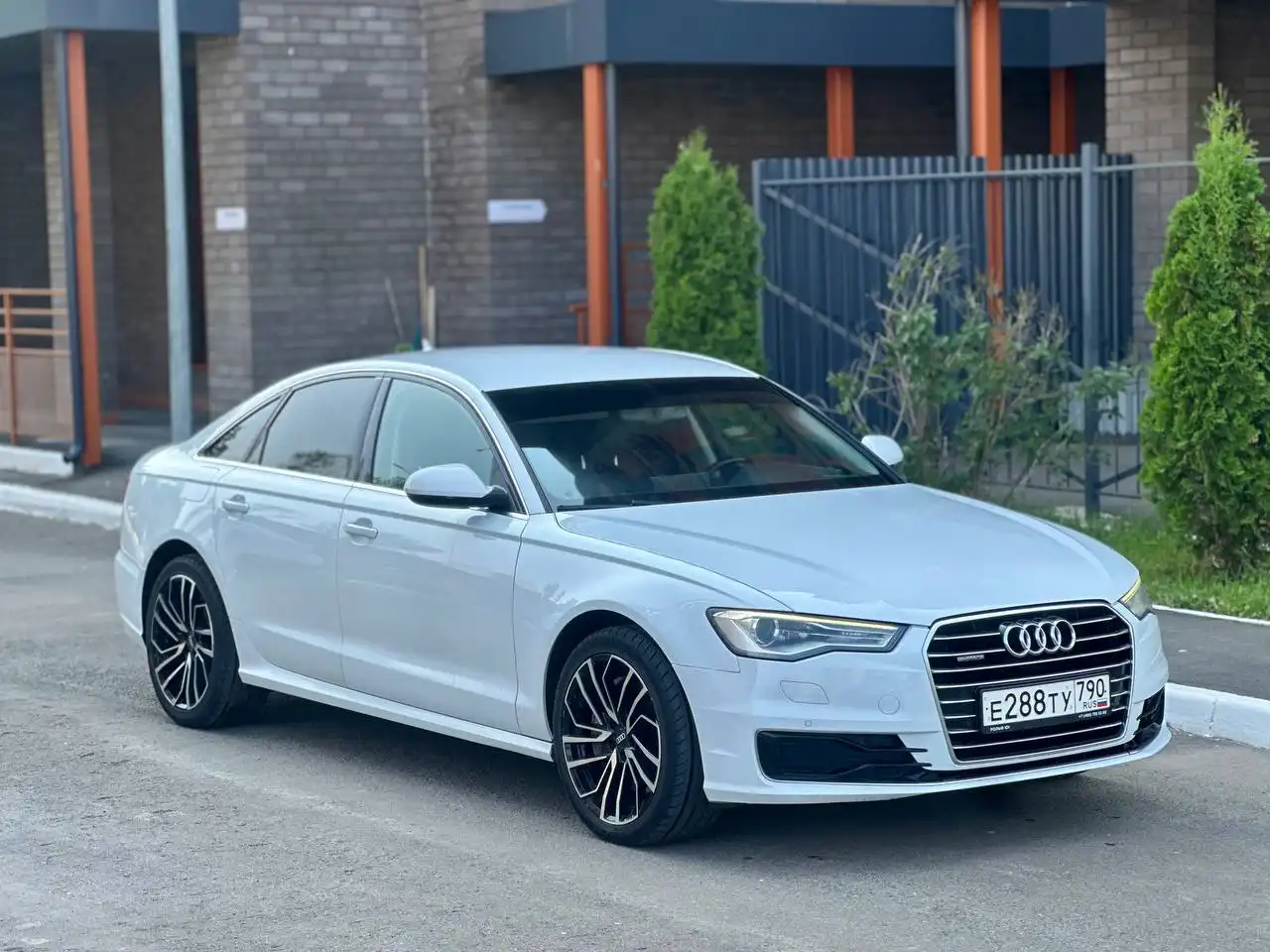 Продажа Audi A6 2016 года рестайлинг