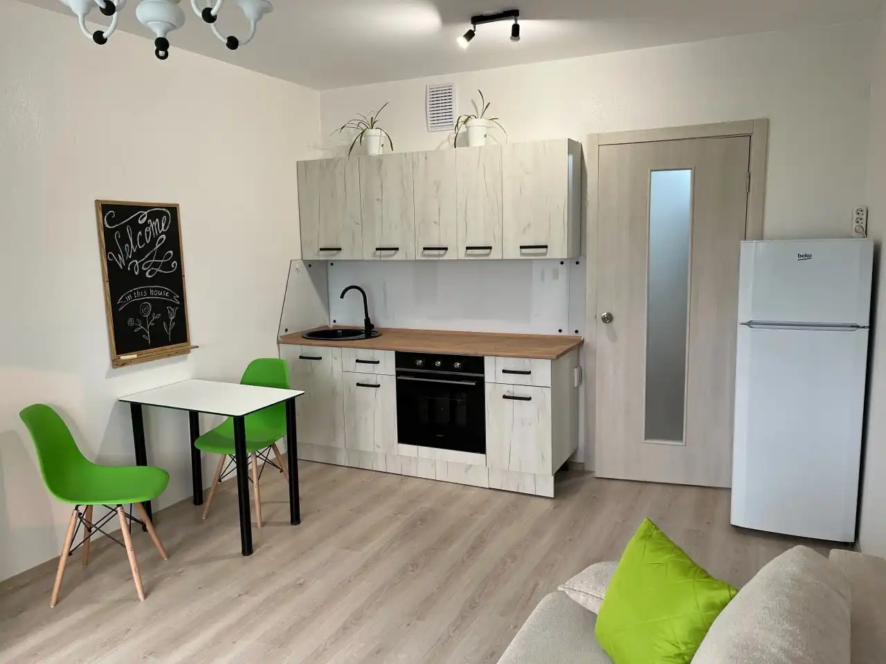 Сдается квартира-студия в центре города