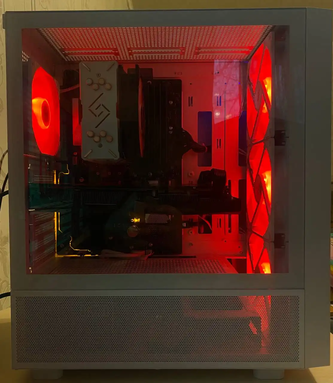 Игровой компьютер с монитором 24 дюйма