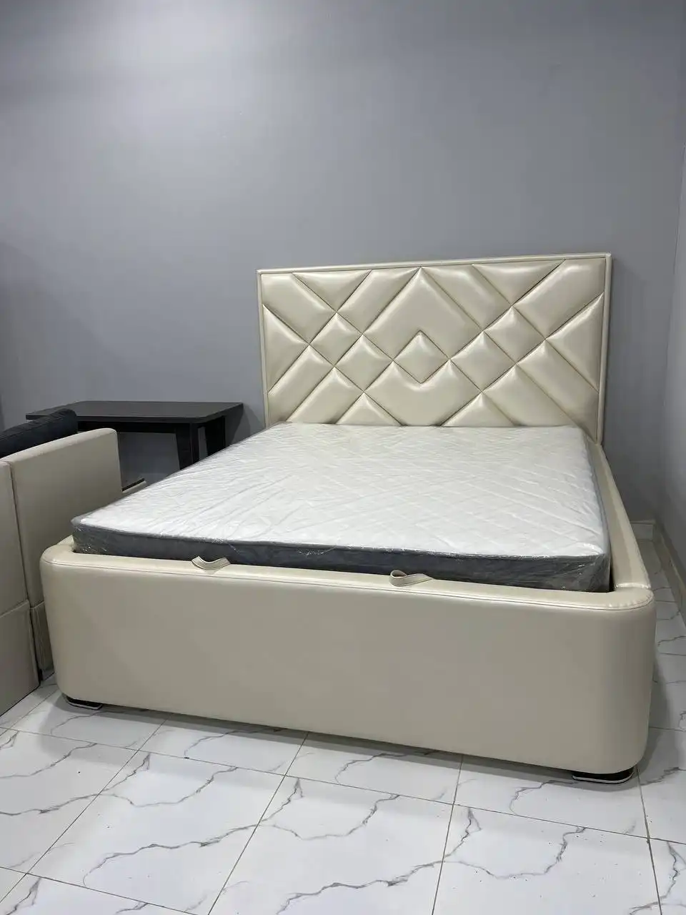 Распродажа мебели со скидками до 50%