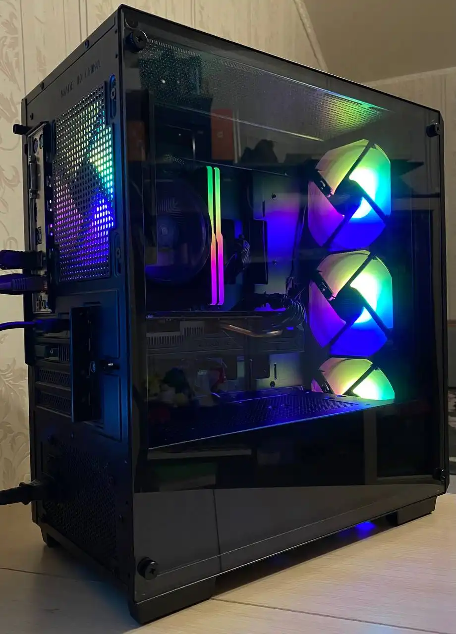 Продам игровой компьютер с монитором MI 24 дюйма