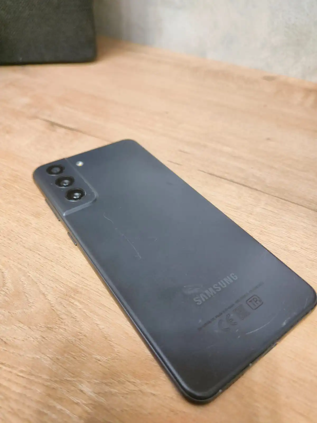 Обмен или продажа Samsung C21FE на 128 ГБ