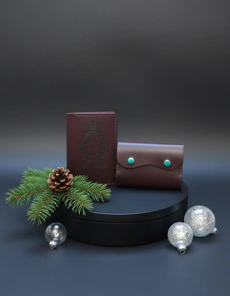 Подарки из натуральной кожи ручной работы к Новому году