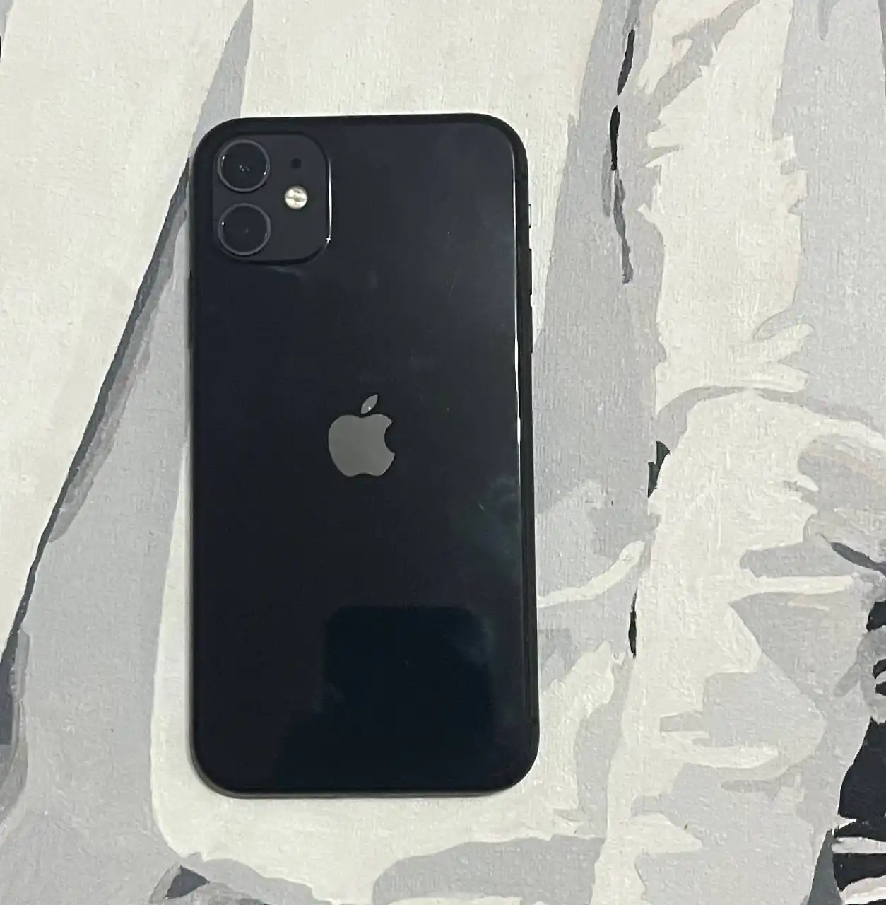Продам iPhone 11 128 ГБ в идеальном состоянии