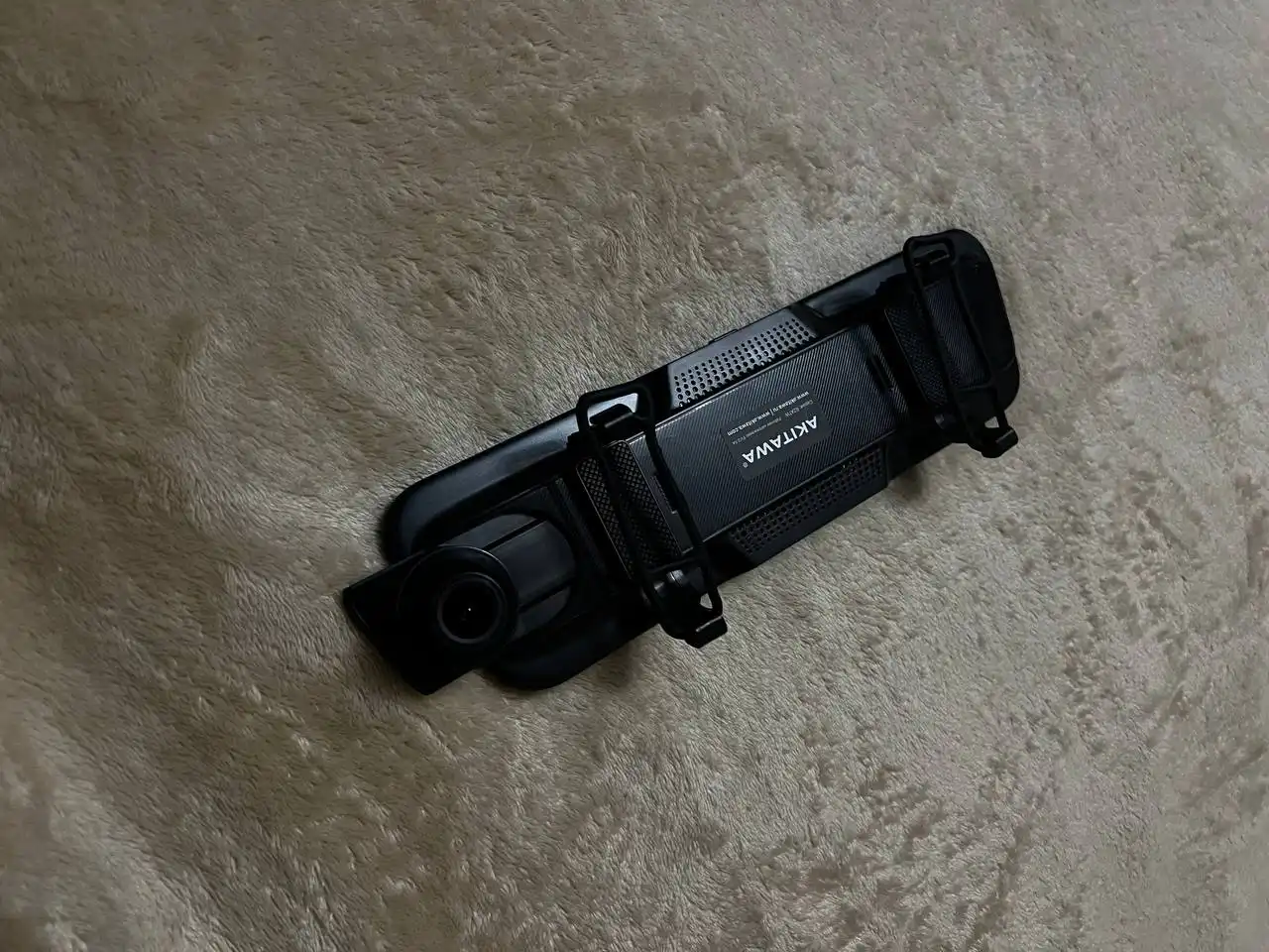 Продам новый видеорегистратор с камерой заднего вида