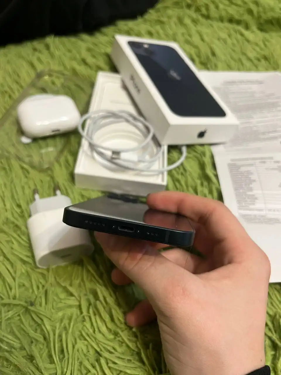 iPhone 13 в идеальном состоянии с гарантией - Смартфоны (Электроника) в Барнаул