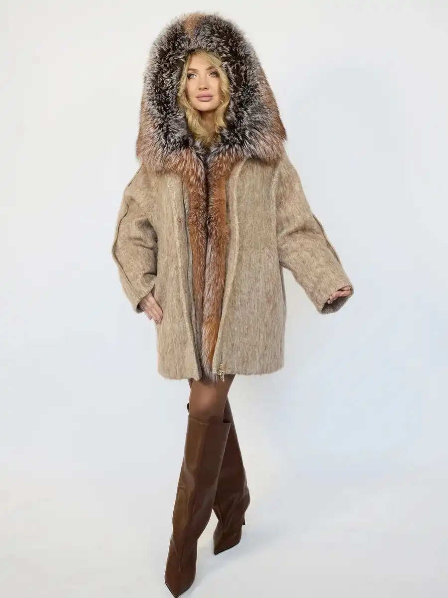 Кашемировые пальто с гусиным пухом и съёмным мехом - Пальто (Одежда) в Барнаул