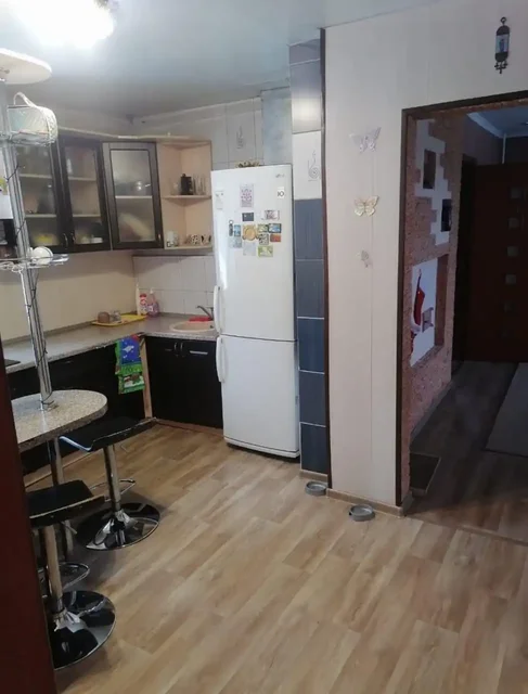 Сдам 2-комнатный дом с баней и гаражом на горе - Аренда жилья в Барнаул