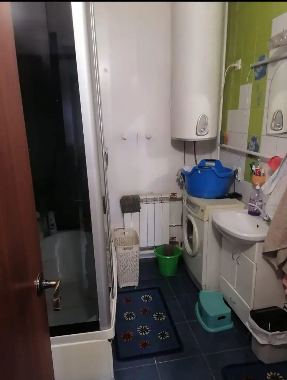 Сдам 2-комнатный дом с баней и гаражом на горе - Аренда жилья (Недвижимость) в Барнаул