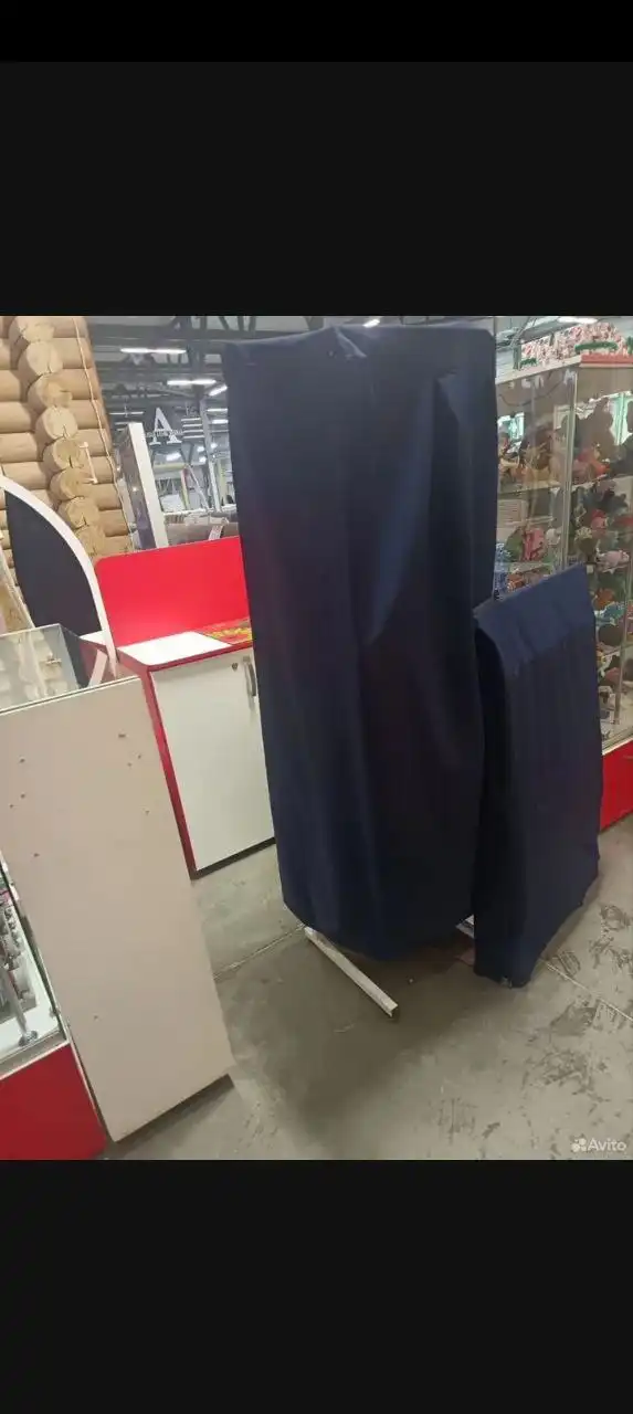 Стойка витрина стеллаж металлический с чехлом - Барахолка в Барнаул