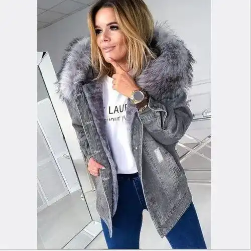 Джинсовая куртка весна-осень - Верхняя одежда (Одежда) в Барнаул