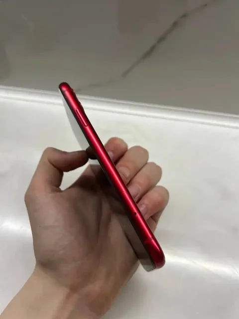 Продам iPhone 11 128 ГБ с замененным экраном - Оргтехника в Барнаул