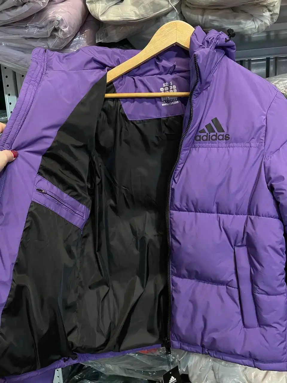 Куртка Adidas модель Шейх - Верхняя одежда (Одежда) в Барнаул