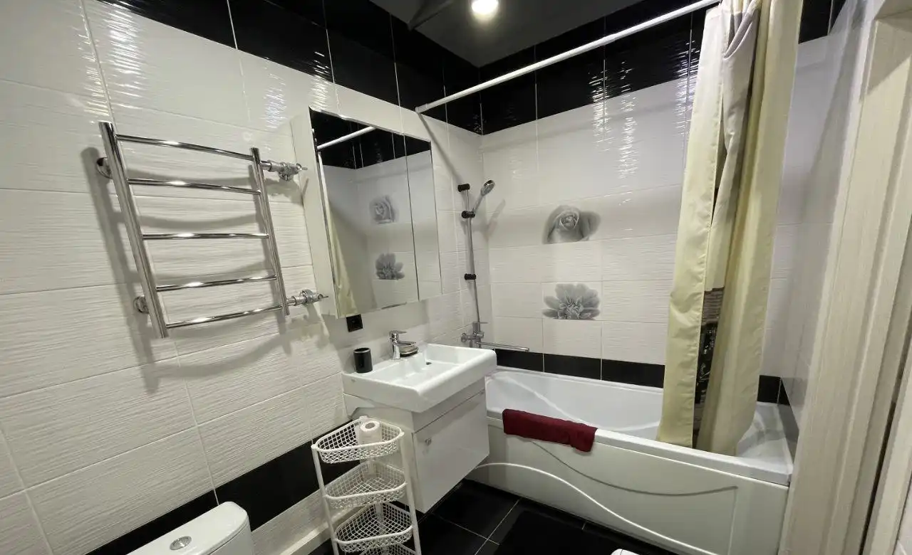 Сдам 2-комнатную квартиру на Балтийской 96 - Аренда (Недвижимость) в Барнаул