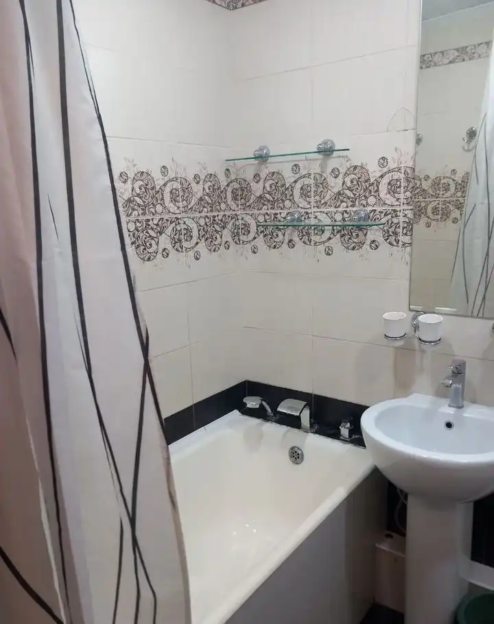 Сдается комната в центре Барнаула - Аренда жилья (Недвижимость) в Барнаул