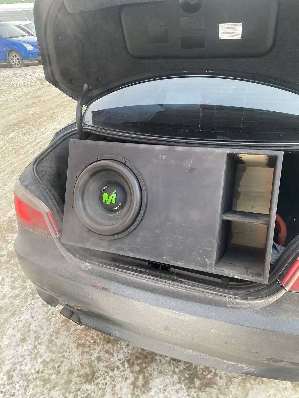 Продам саб - Барахолка в Барнаул