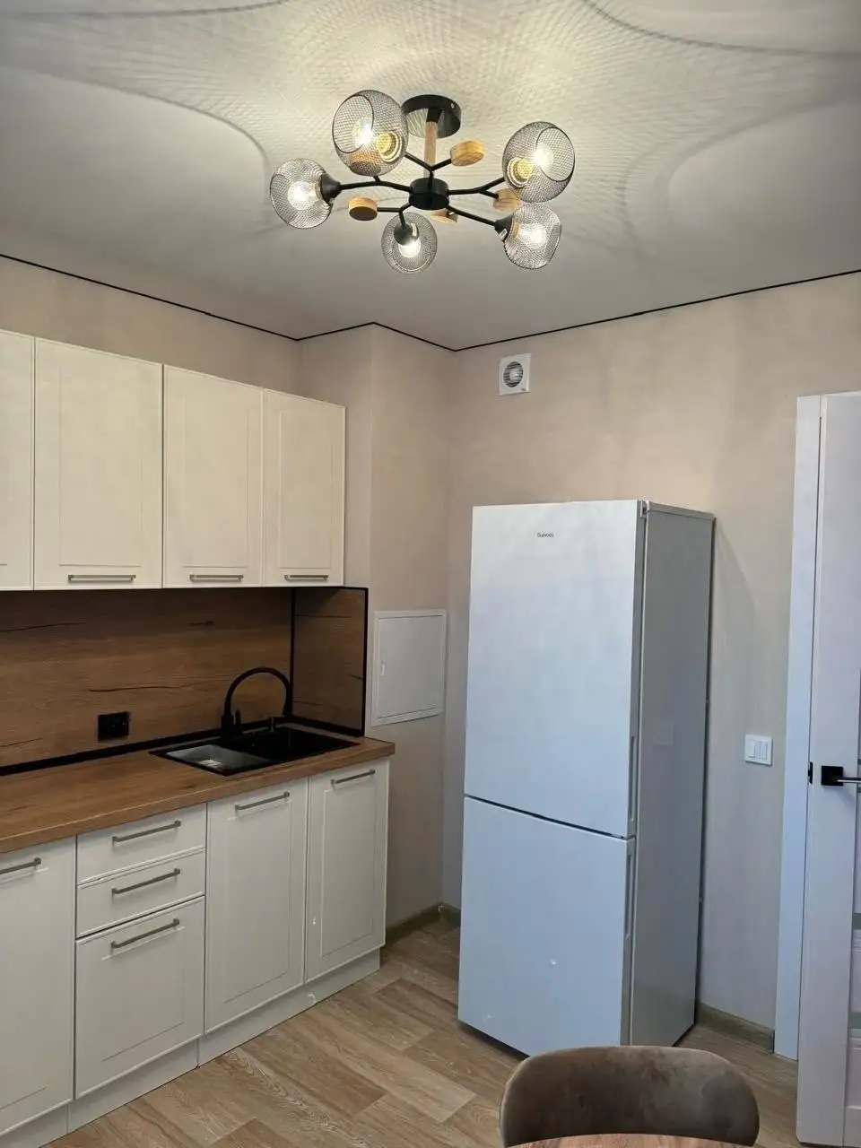 Сдам квартиру в центре города с ремонтом - Аренда квартир (Недвижимость) в Барнаул