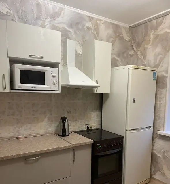 Сдается в аренду 2-комнатная квартира на ВРЗ - Мобильные/передвижные дома в Барнаул