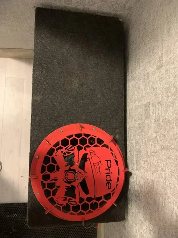 Продам саб Урал булова 1000 ват номинал и усилитель аватар абр 1.800 короб 65 литров - Барахолка в Барнаул