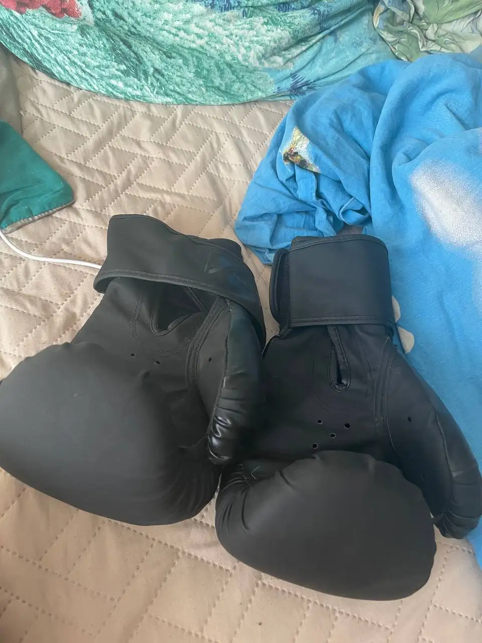 2 пары одинаковых просто лежали 3 месяца - Барахолка в Барнаул