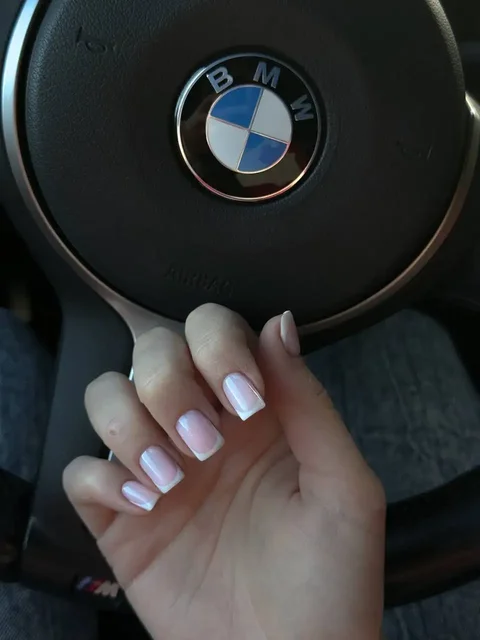 Идеальный маникюр с покрытием и укреплением - Ногтевой сервис в Барнаул