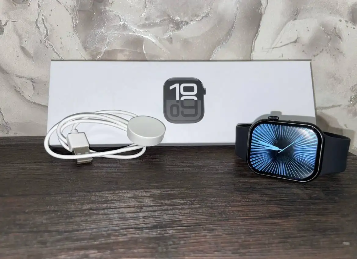 Продажа реплик Apple: наушники AirPods и часы AppleWatch в Барнауле - Наушники и умные часы (Электроника) в Барнаул