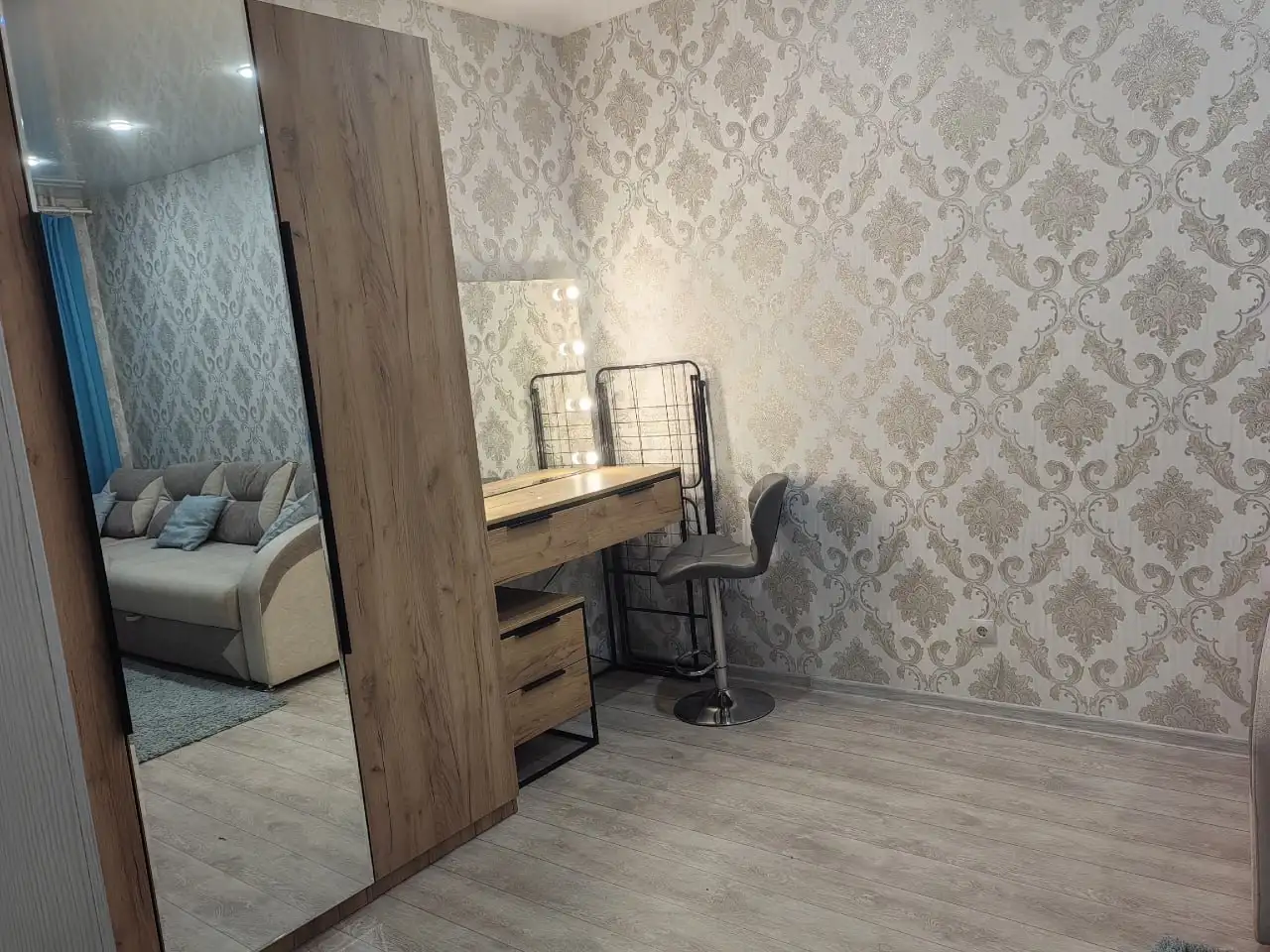 Сдача комнаты с балконом на улице Попова 157 - Аренда комнат (Недвижимость) в Барнаул