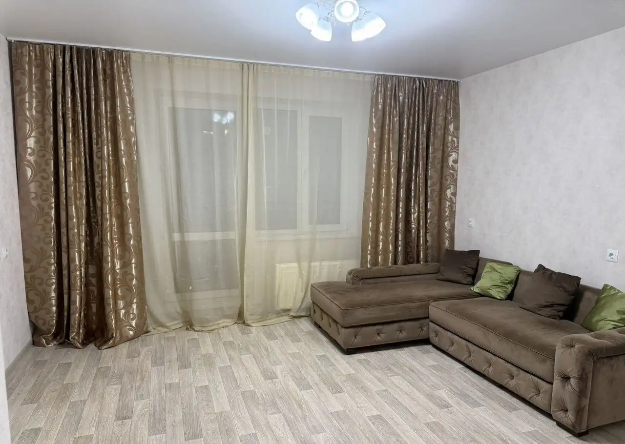 Аренда 2-комнатной квартиры на ул. Энтузиастов 28 - Аренда квартир (Недвижимость) в Барнаул