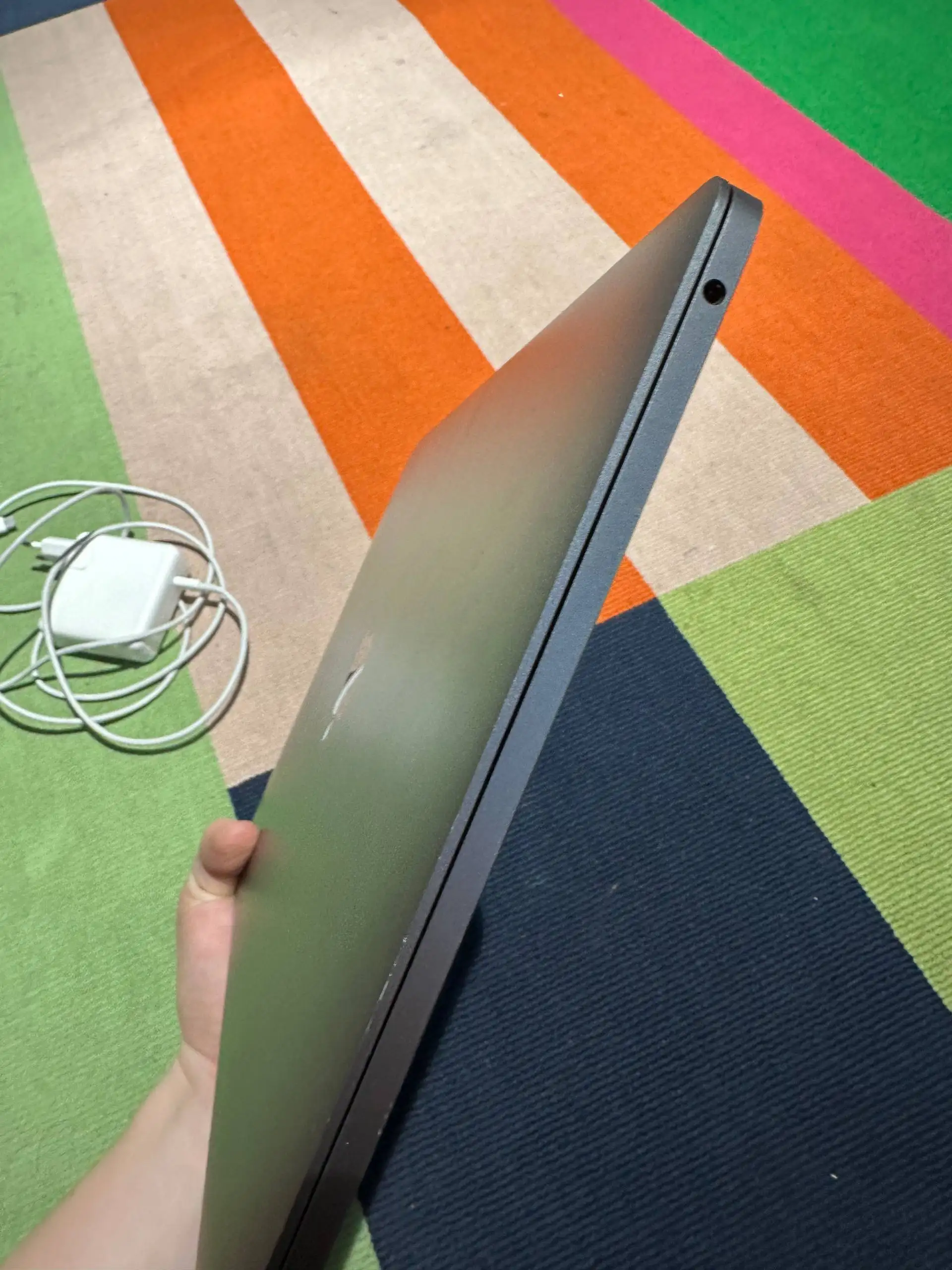 MacBook Pro 13 2020 года Intel Core i5 8/256 ГБ в Барнауле - Ноутбуки (Электроника) в Барнаул