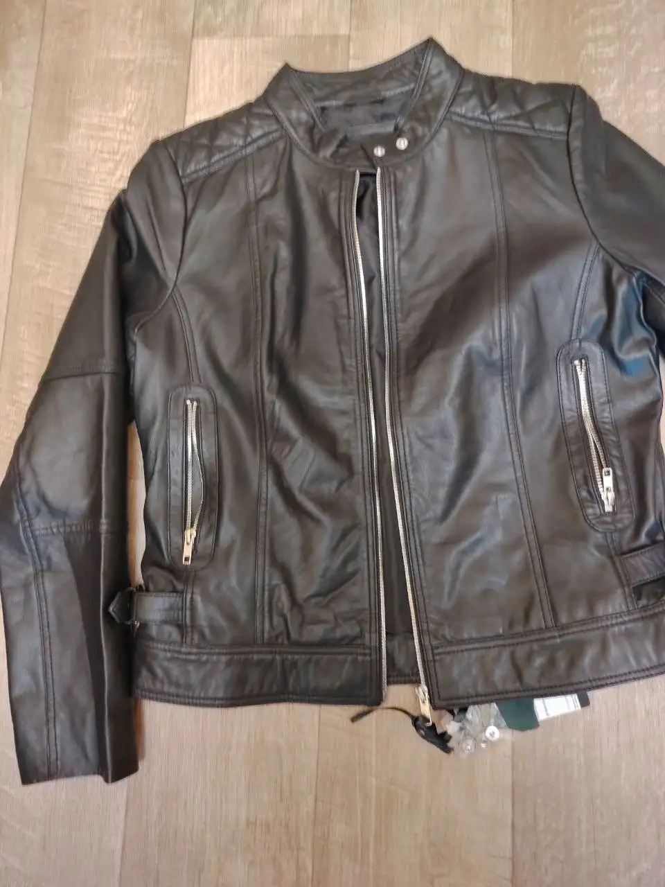 Продажа натуральных кожаных курток размер 48-50 - Верхняя одежда (Одежда) в Барнаул