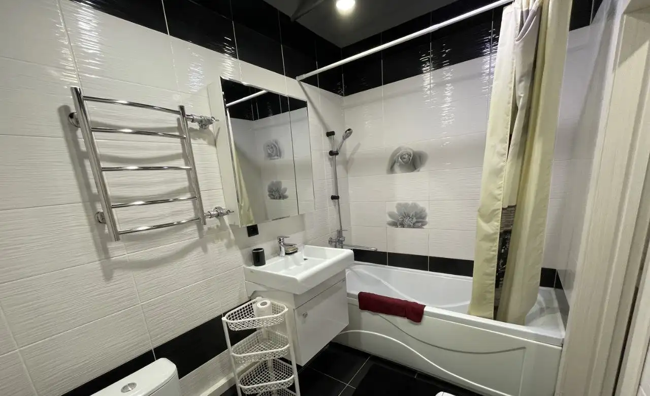 Сдам 2-комнатную квартиру в новом доме на ул. Балтийской - Аренда квартир (Недвижимость) в Барнаул