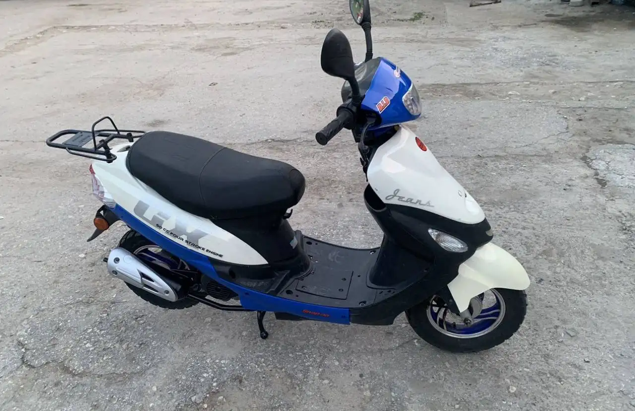 Продам скутер в хорошем состоянии - Барахолка в Барнаул