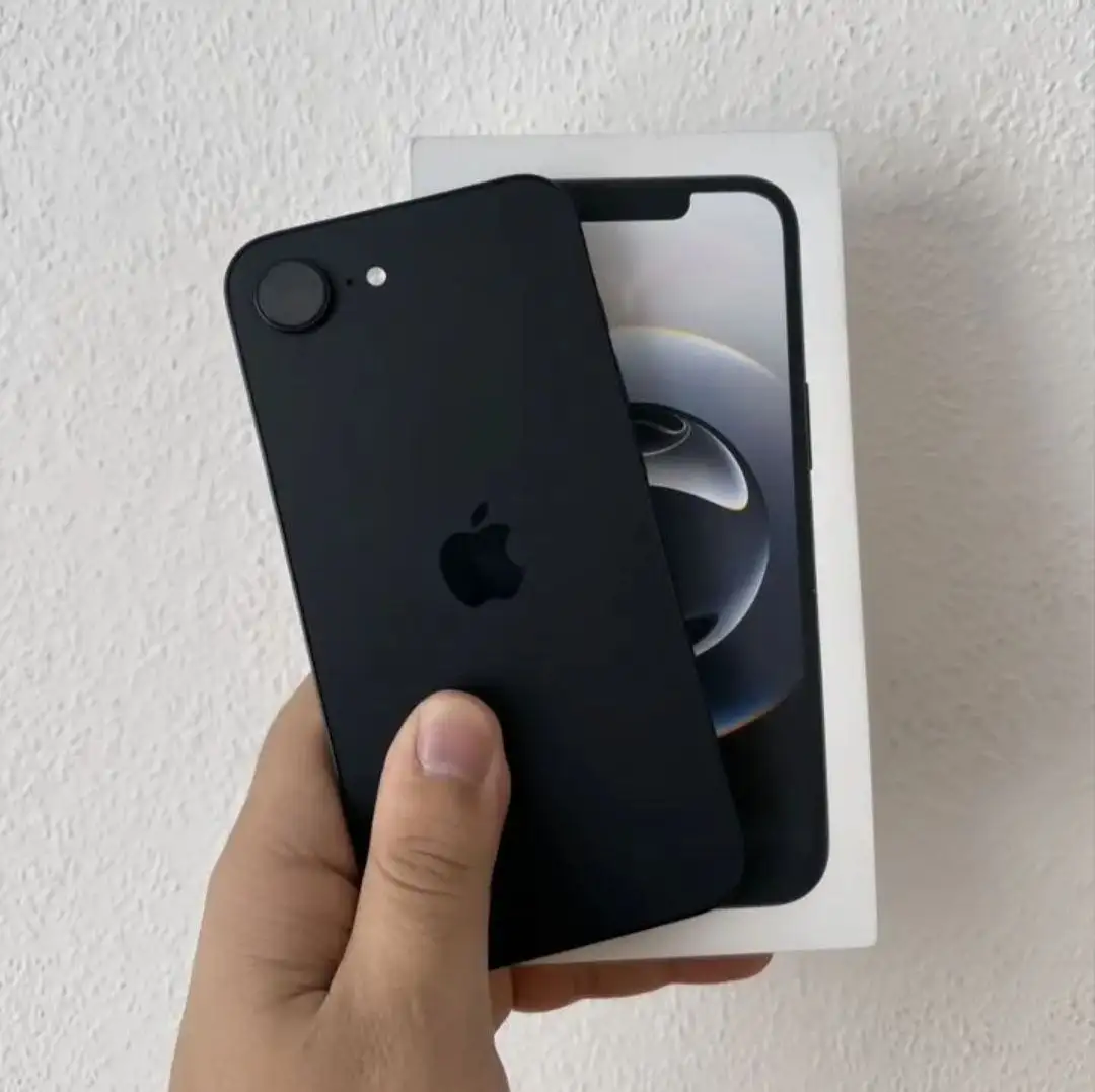 iPhone 16e 128GB в отличном состоянии - Смартфоны и телефоны (Электроника) в Барнаул