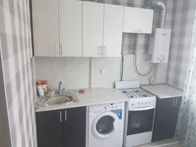 Сдается в аренду 2-комнатный дом с баней и огородом - Мобильные/перевозные дома в Барнаул