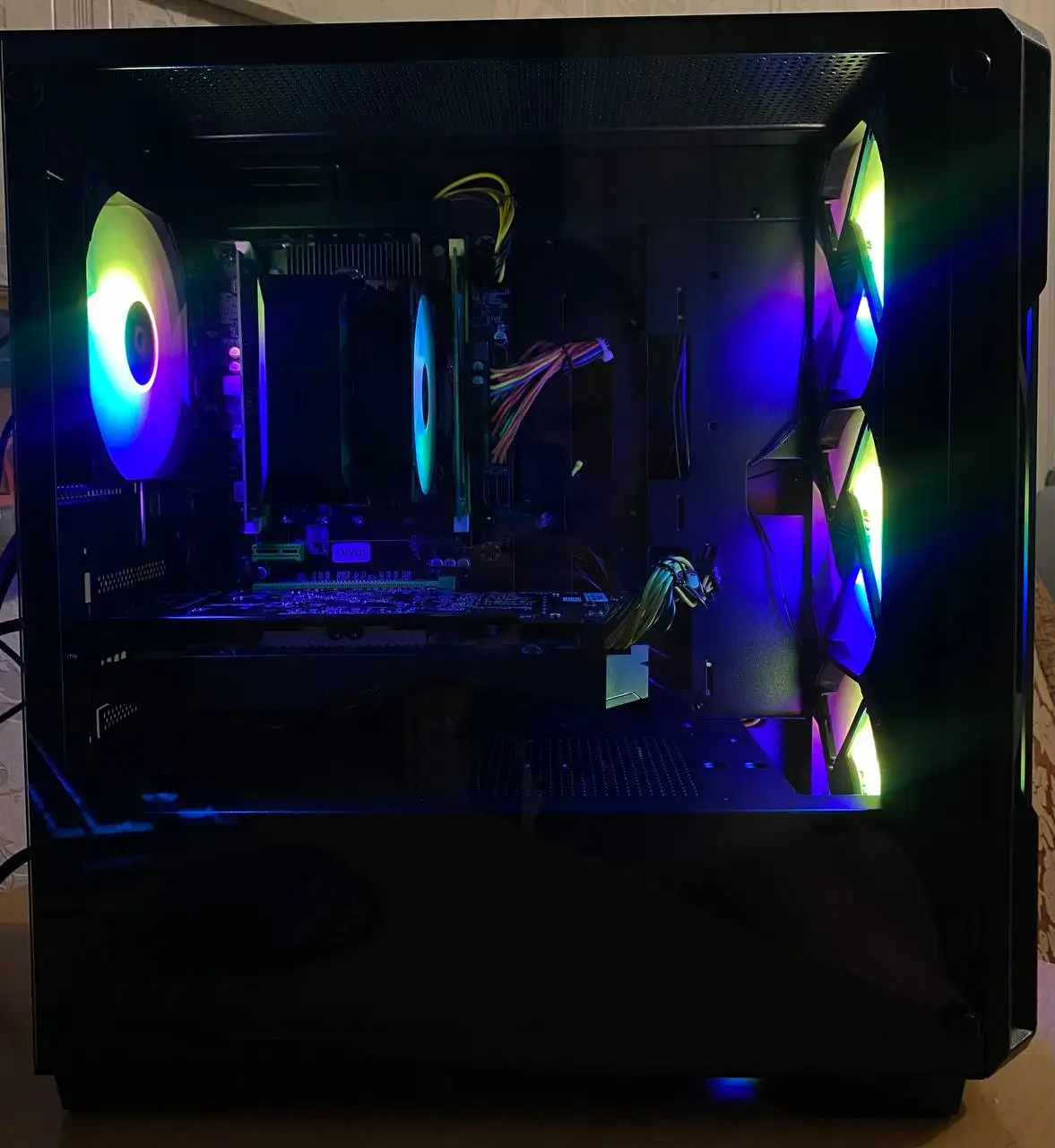 Игровой компьютер в сборе с монитором - Компьютеры и комплектующие (Электроника) в Барнаул