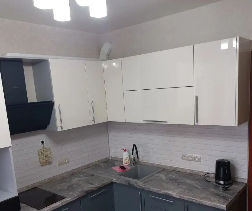 Сдается комната в центре города на ул. Чкалова - Аренда комнат (Недвижимость) в Барнаул