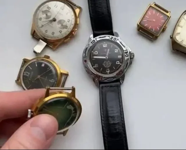 Куплю наручные часы и ёлочные игрушки СССР - Винтажные товары в Барнаул