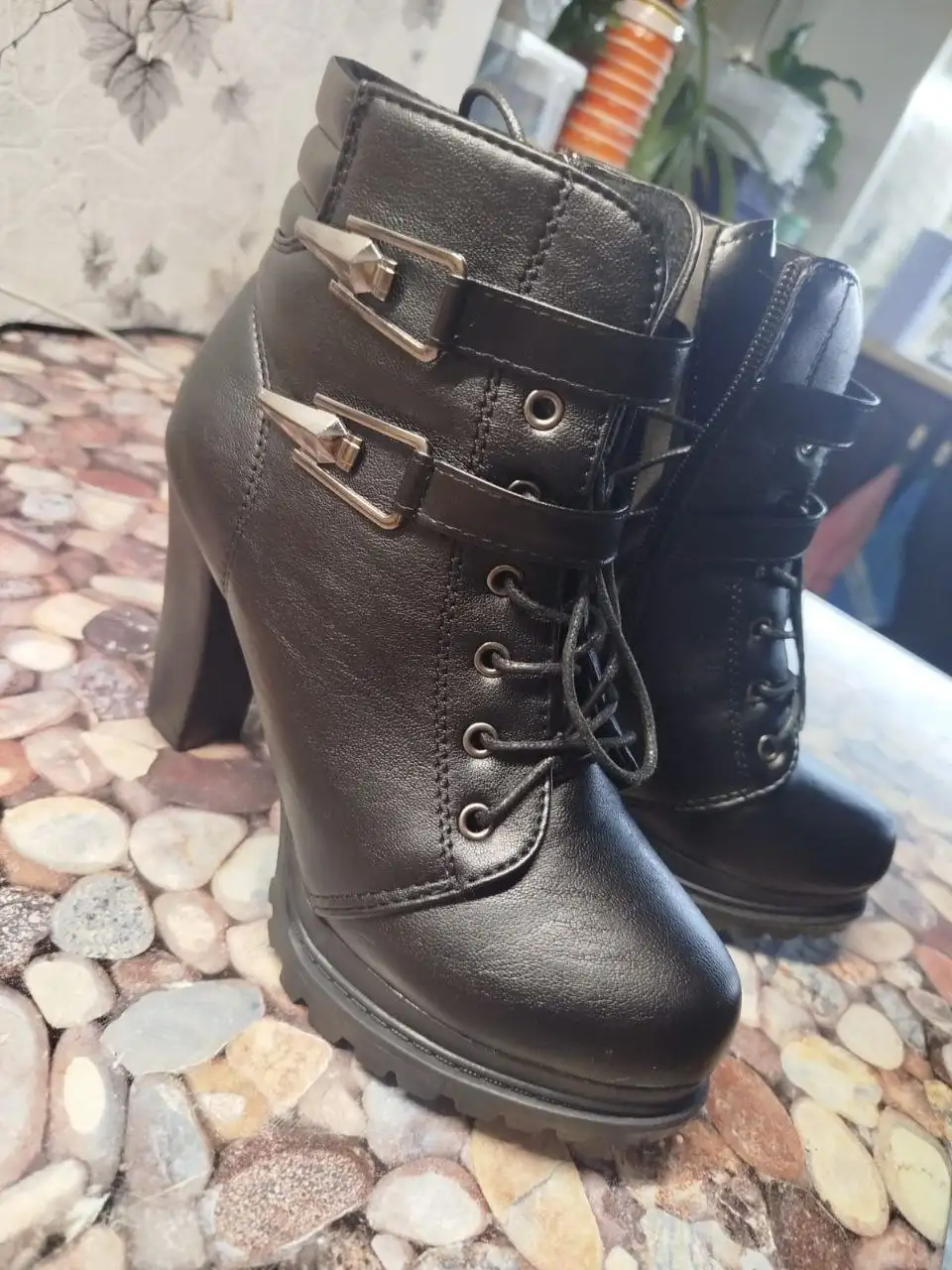 Новые сапожки размер 37-38 - Обувь (Одежда) в Барнаул