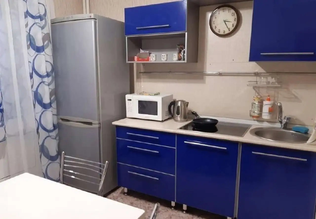 Сдам комнату в центре Барнаула на ул. Чкалова 57 - Аренда комнат (Недвижимость) в Барнаул