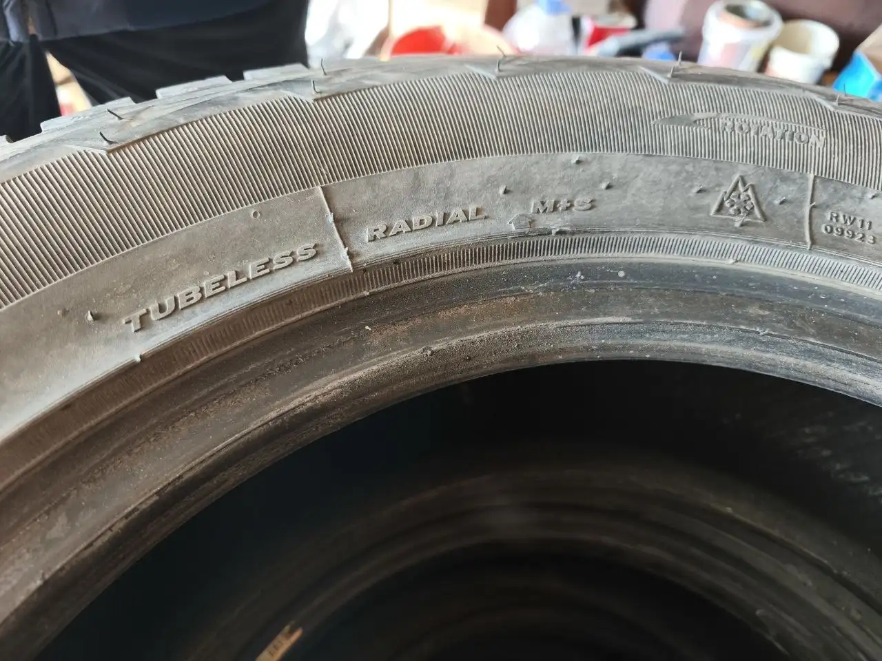 Продажа зимних шин Hankool Pike RW11 215/65 R16 98T - Шины и диски (Авто) в Барнаул