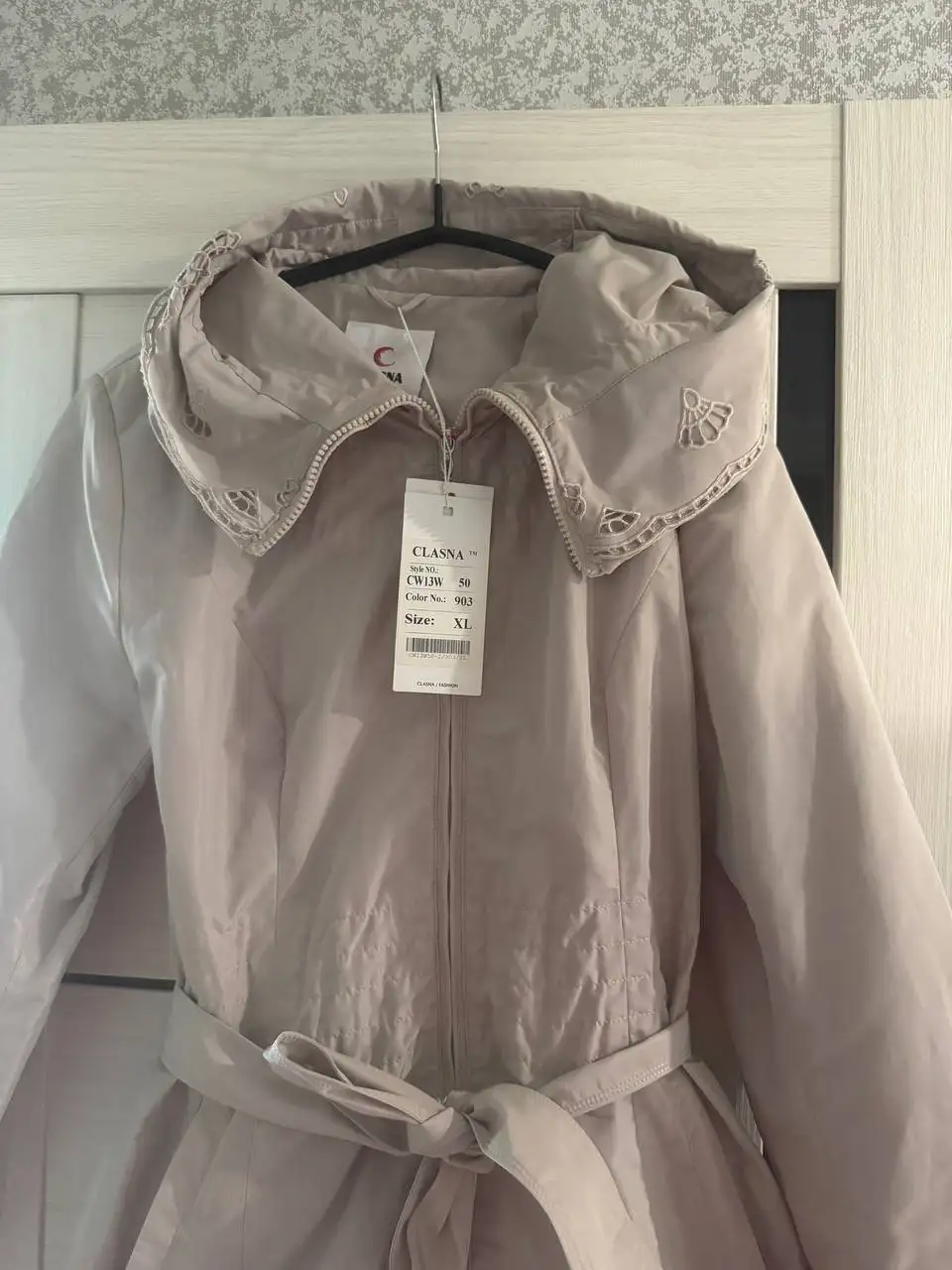 Новый плащ размер 48 - Верхняя одежда (Одежда) в Барнаул